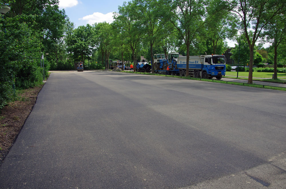 Parkeerterrein LTV Leusden vernieuwd